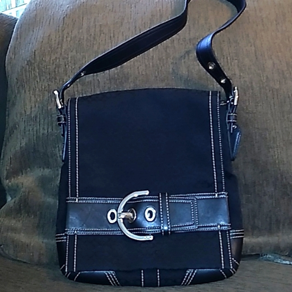 Coach canvas and leather Signature black purse